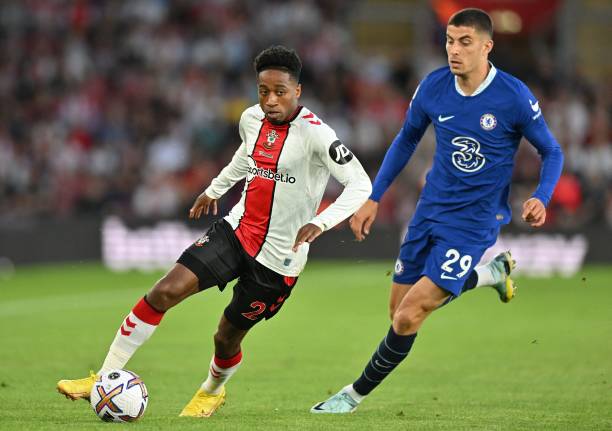 这支队伍正 这支队伍正