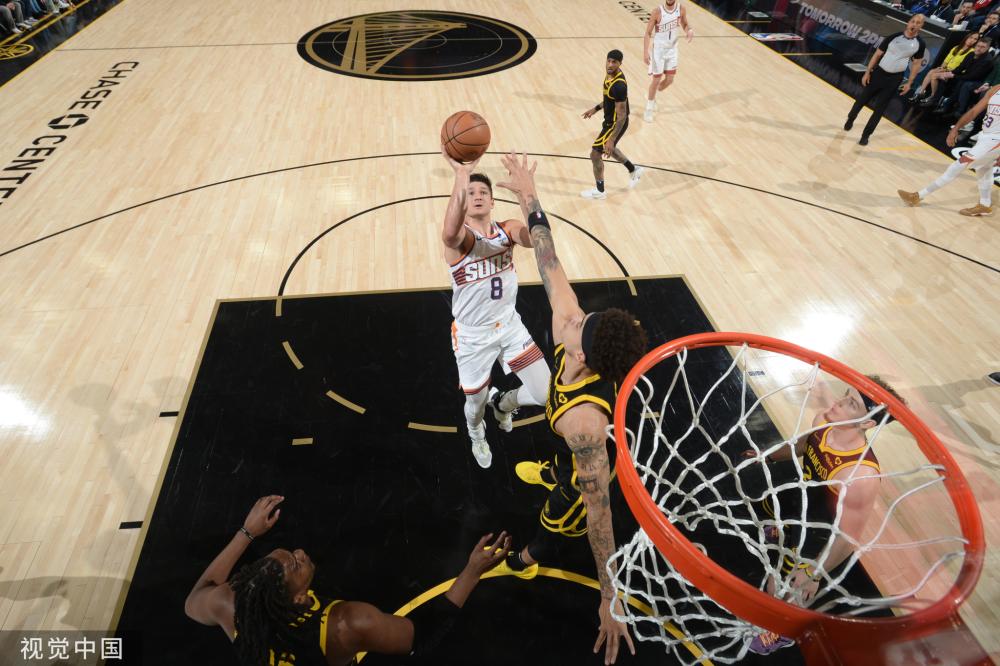 脱颖而出 脱颖而出